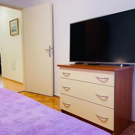Oskar Apartman